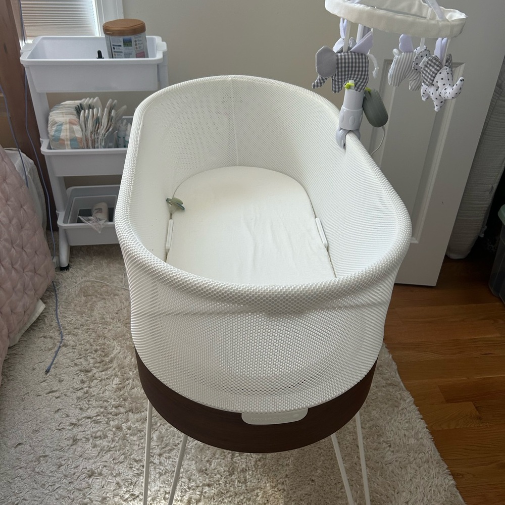 SNOO Bassinet for sale
